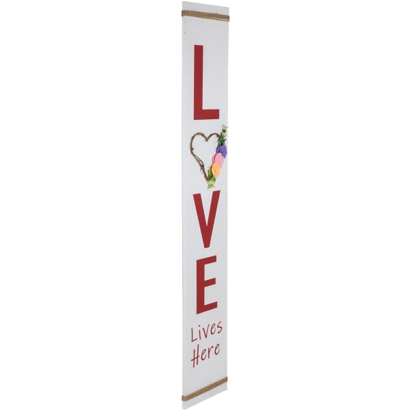Love Lives Here Wood Wall Plaque