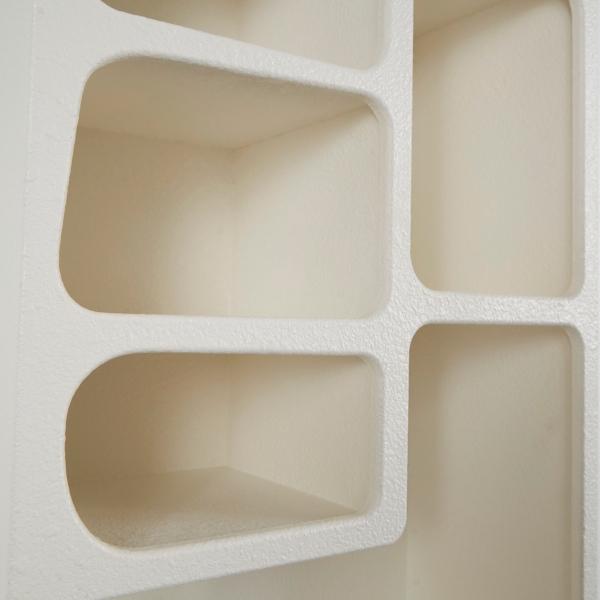 Cream Geometric 5-Section Wall Shelf