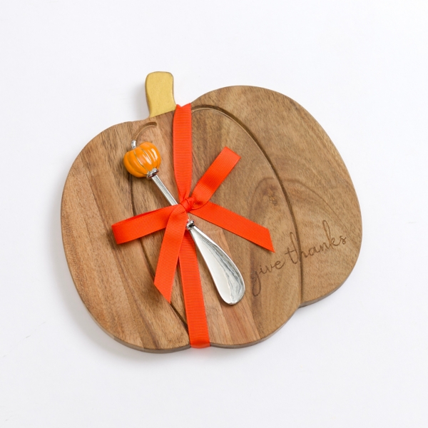 Pumpkin Shaped Board and Knife Set