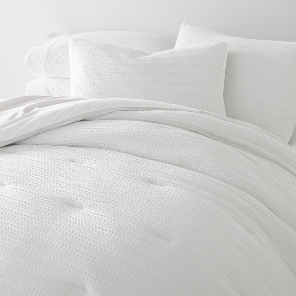 White Waffle Ultra-Soft 3-pc. Queen Comforter Set