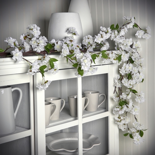 White Cherry Blossom Garland