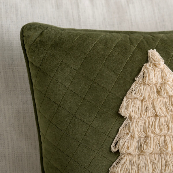 Yarn Fringe Christmas Tree Pillow