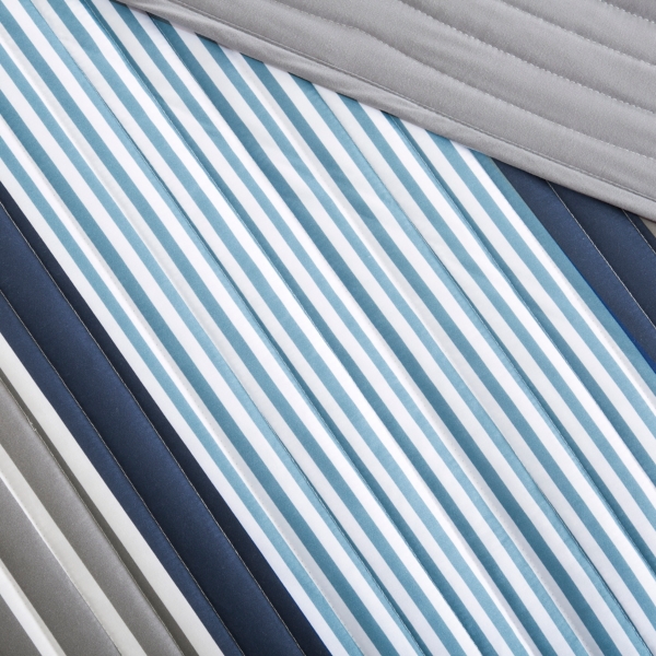 Reversible Stripes 5-pc. Full/Queen Quilt Set