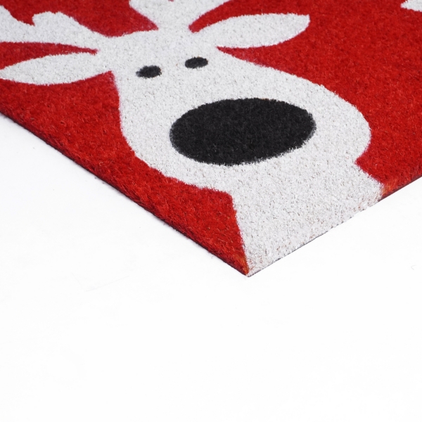 Red Peeking Reindeer Doormat