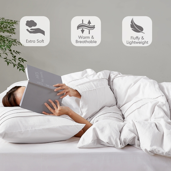 White Pleated Grid Queen Comforter Set