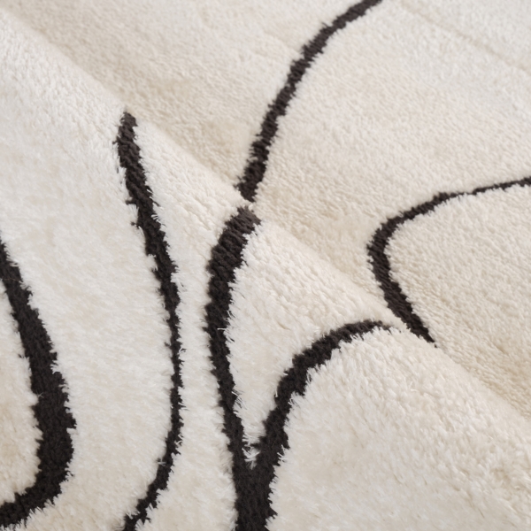 Black and Ivory Monotone Geo Area Rug, 5x7