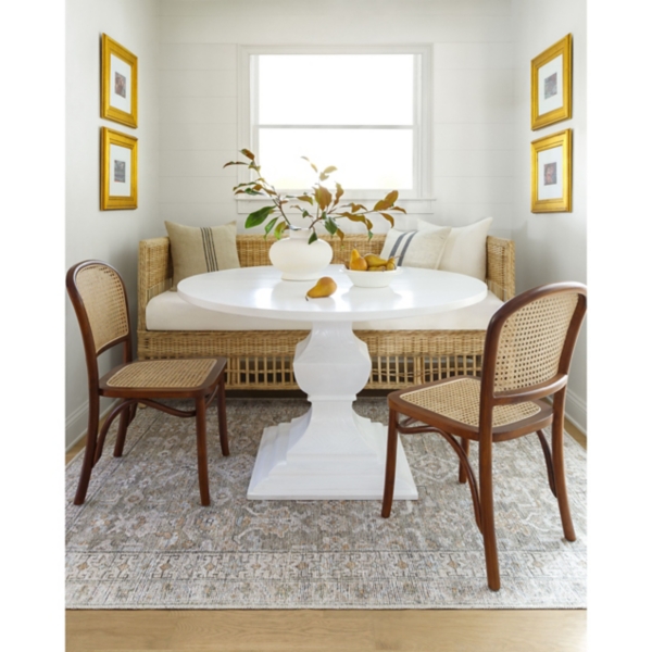 Darling Traditional Washable Area Rug