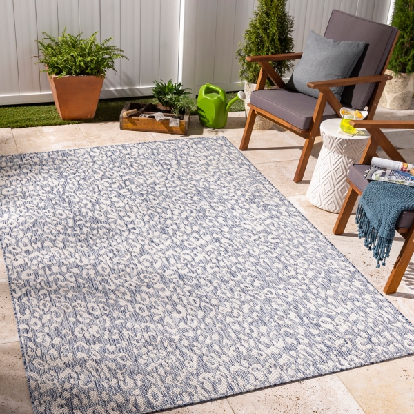 Blue Amur Outdoor Rug, 5x7