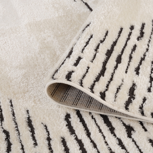 White Moroccan Accent Rug, 2x3