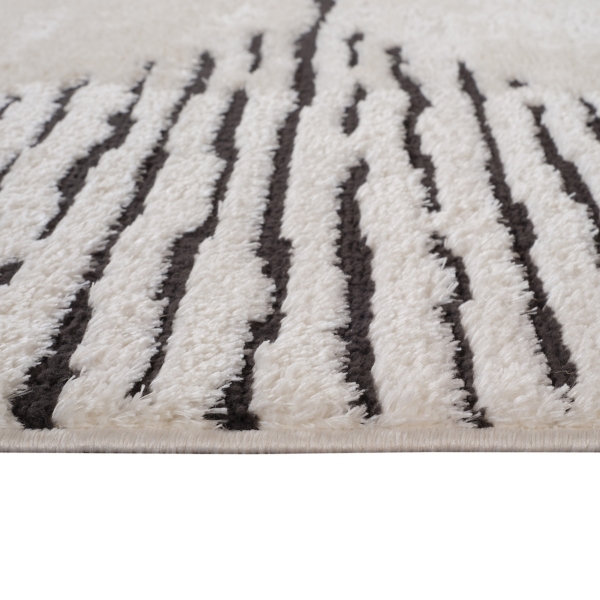 White Moroccan Area Rug, 7x9