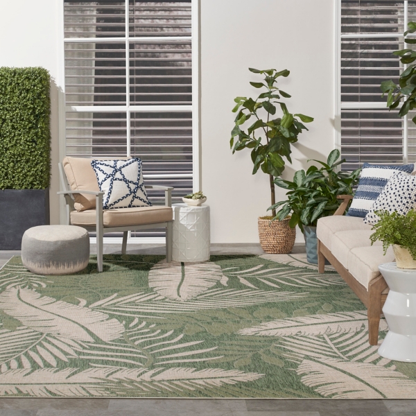 Green & Ivory Tropical Oasis Outdoor Rug