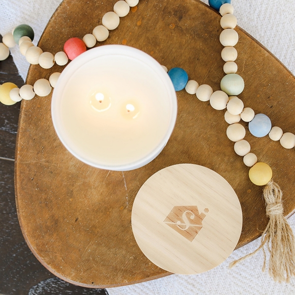 Cardinals Appear Grapefruit Glow Jar Candle