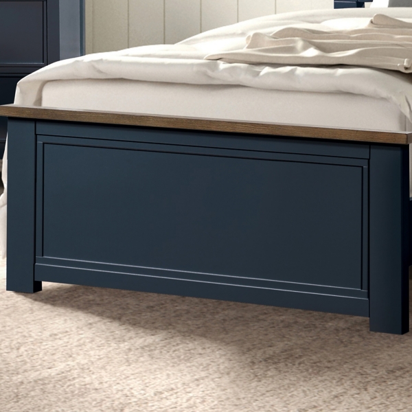 Wood Bennett Twin Bed