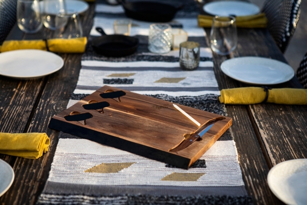 Los Angeles Dodgers Cheese Board and Tools Set