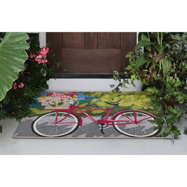 Bike Trip Indoor/Outdoor Accent Rug, 2x3