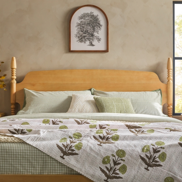 Natural Spindle Wood Vivienne King Bed