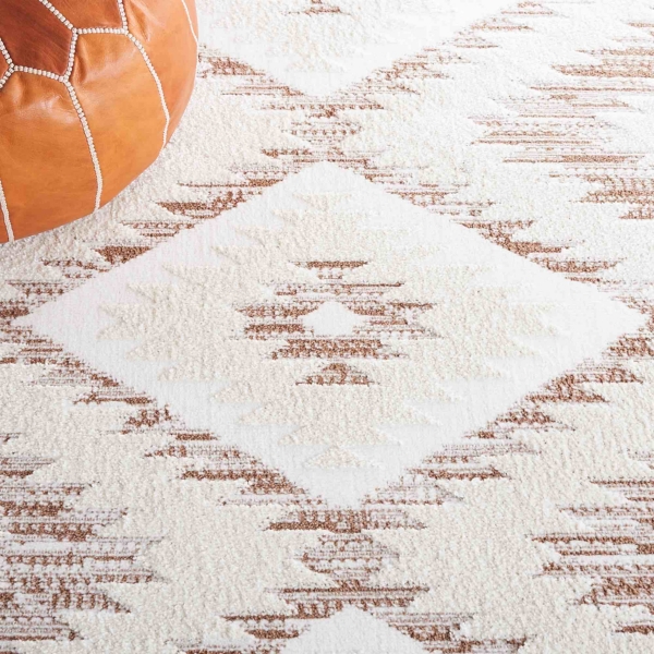 Taupe & Ivory Sanneke Diamond Square Rug, 6x6