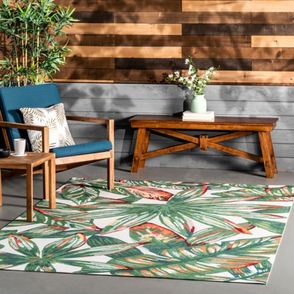 Lindsey Floral Indoor/Outdoor Area Rug