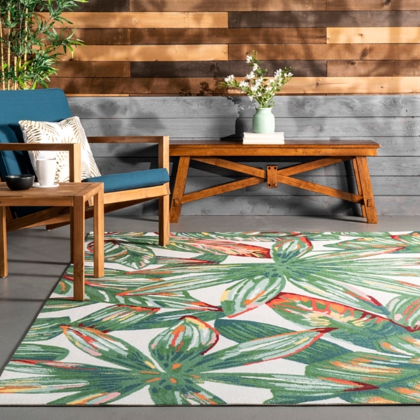 Lindsey Floral Indoor/Outdoor Area Rug
