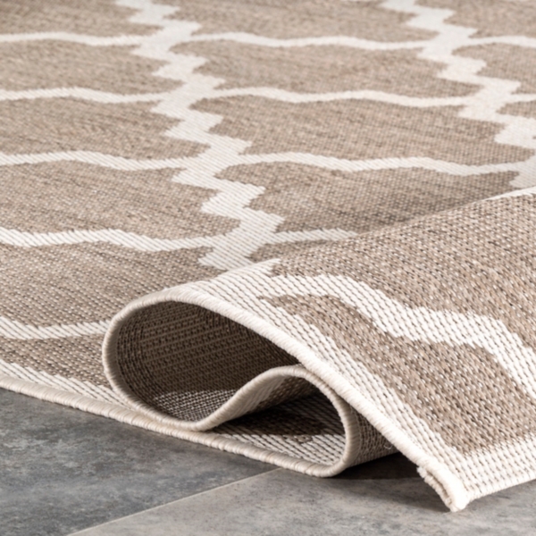 Tan Gina Trellis Indoor/Outdoor Area Rug, 5x7
