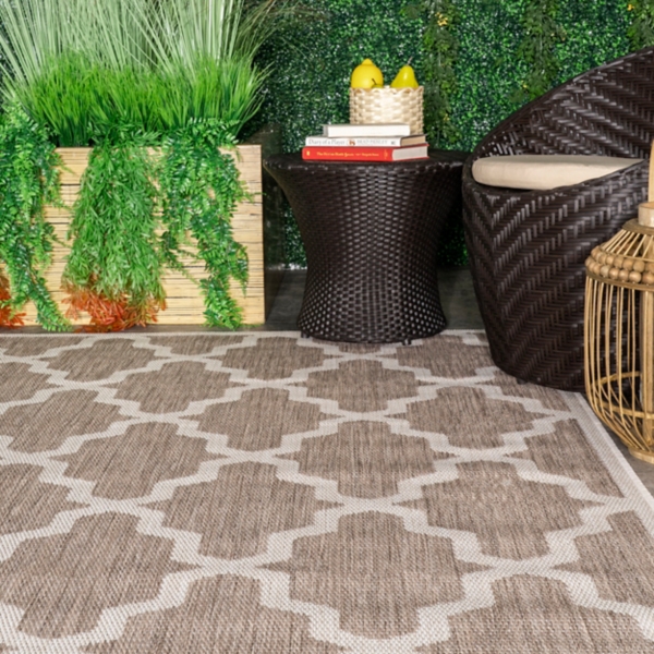 Tan Gina Trellis Indoor/Outdoor Area Rug, 5x7