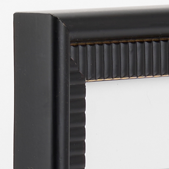 Black Grooved Edge Collage Frame