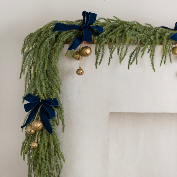 Norfolk Pine Navy Bow Garland