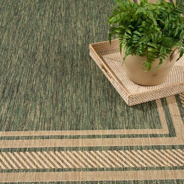 Green Bordered Horizon Outdoor Rug