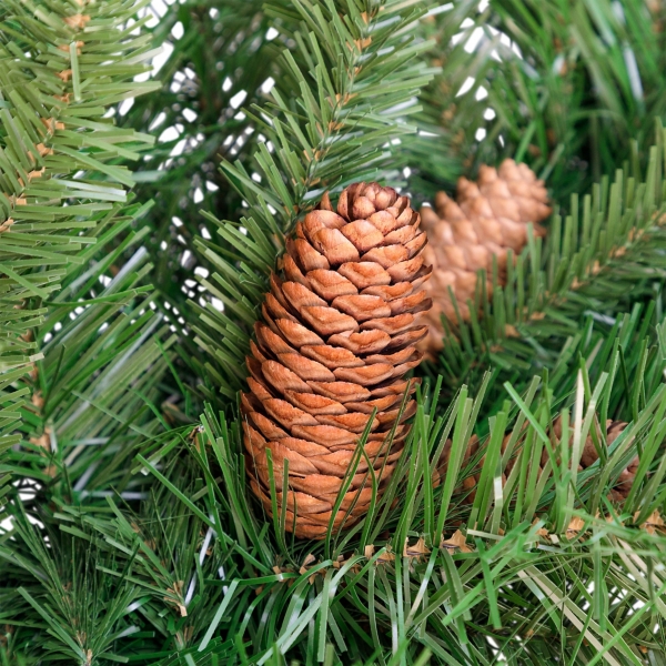 Dakota Red Pine and Pinecone Garland, 9 ft.