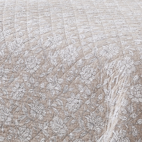 Zara Quilted Rose 3-pc. King Comforter Set