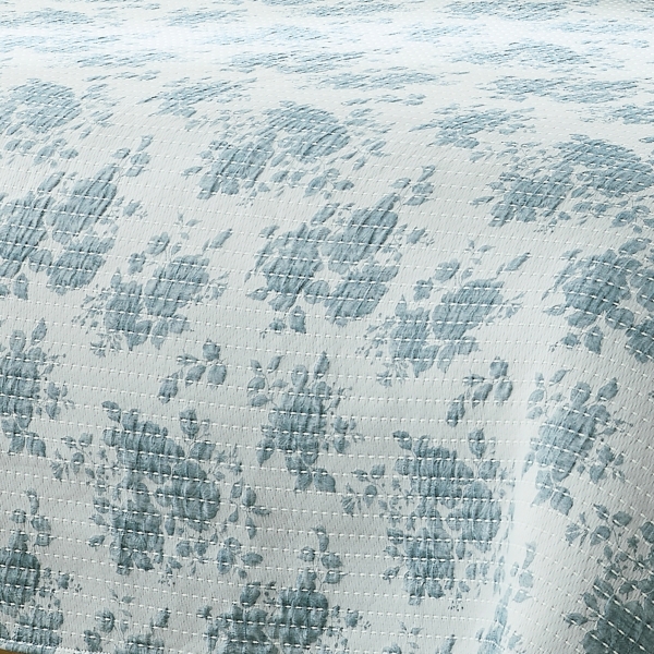 Blue Rose Garden 3-pc. Full/Queen Coverlet Set