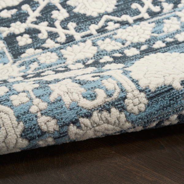 Blue Grace Persian Area Rug, 7x9