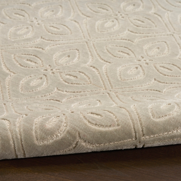 Silver Floral Charm Washable Area Rug, 5x7