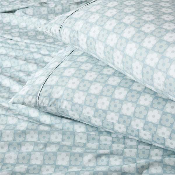 Aqua Blue Checkered Daisy 4-pc. Twin XL Sheet Set