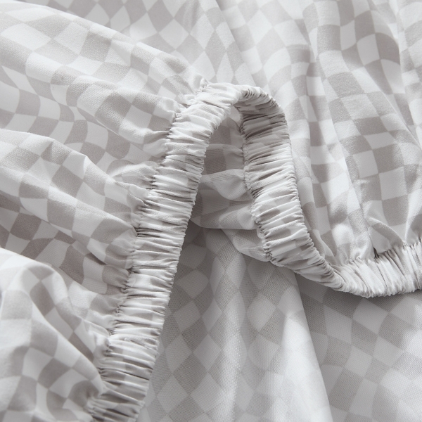 Gray Wavy Checkered 4-pc. Twin Sheet Set