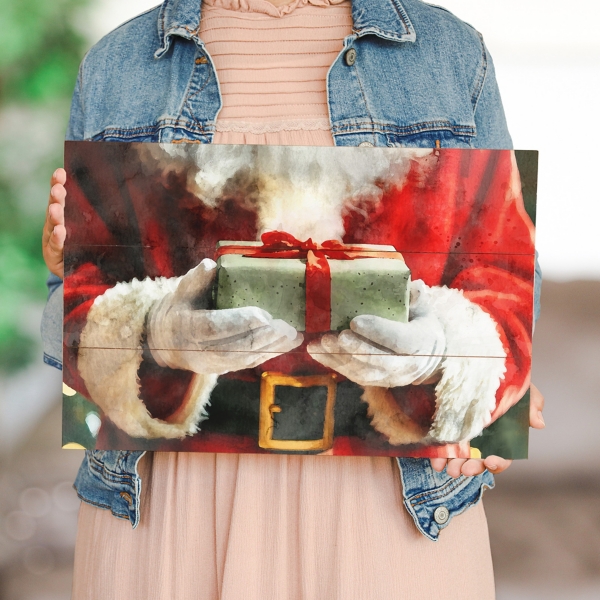 Santa Present Wood Wall Plaque