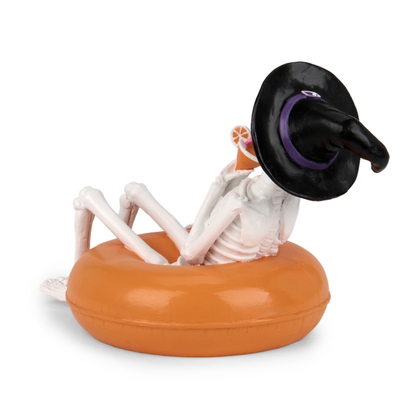 Benson Skeleton in Float